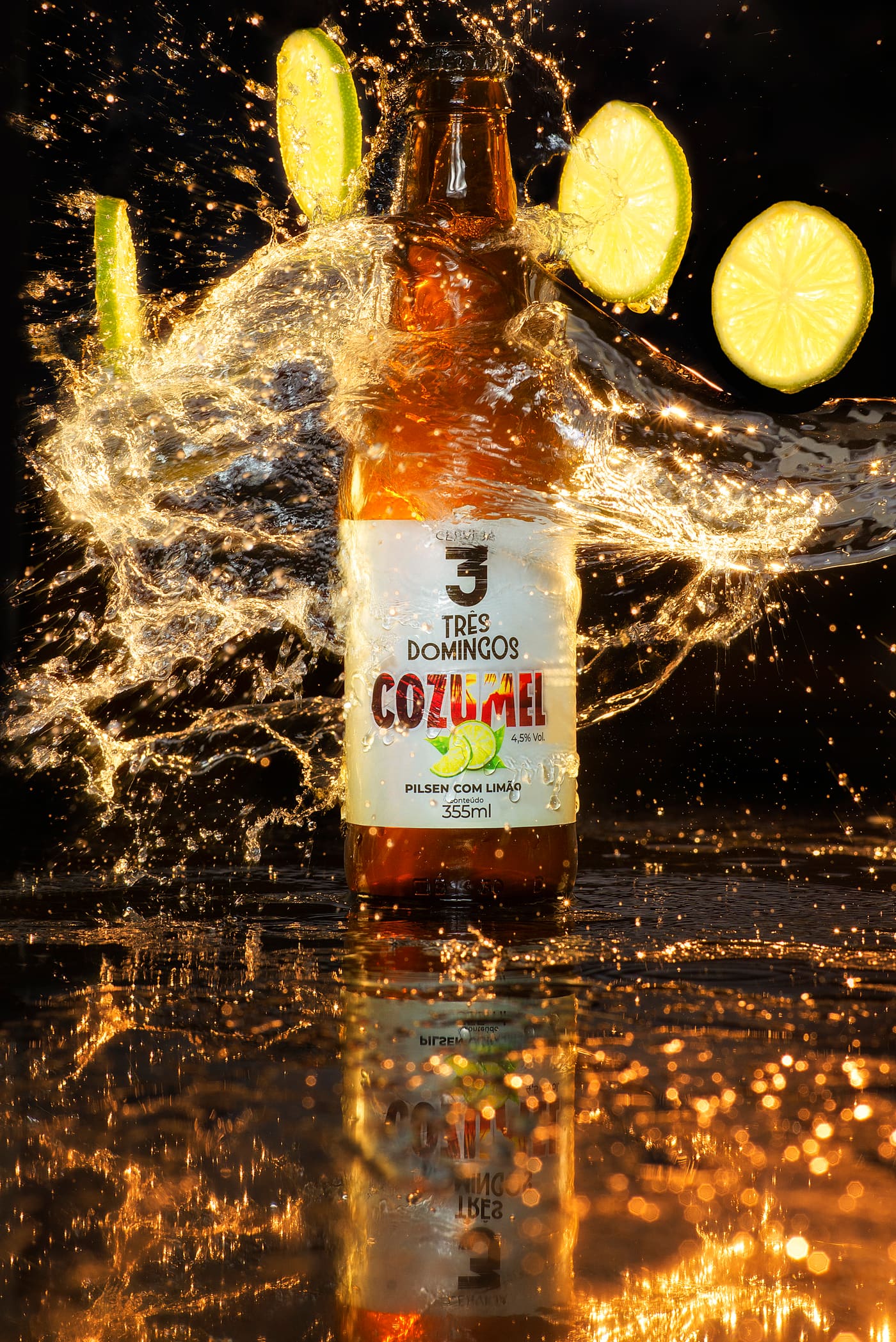 Garrafa de Cozumel com splash de cerveja e fatias de limão